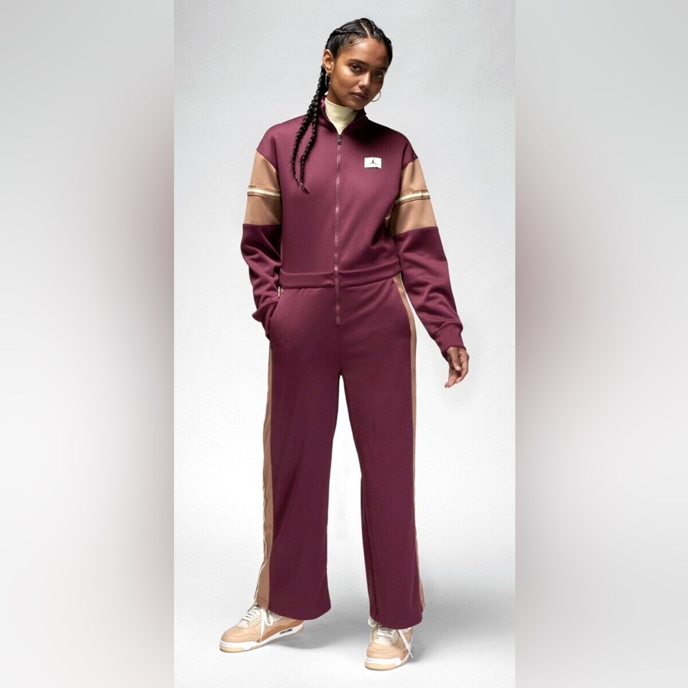 Air Jordan Women Heritage Flight Jump Suit Red Size S Zipper Front Wide Leg pant